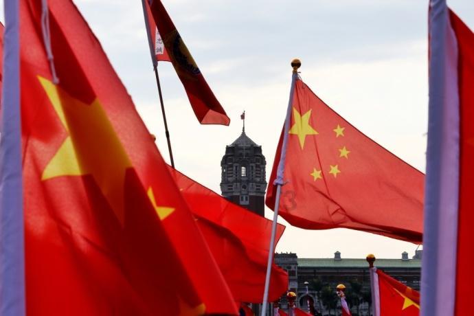 孩子上了初中后就叛逆，作为家长该怎么办？游戏画面